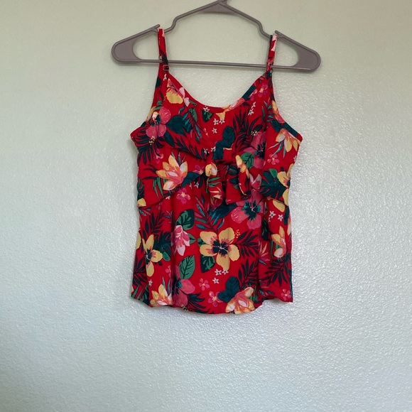 abercrombie kids Other - Floral Red Top